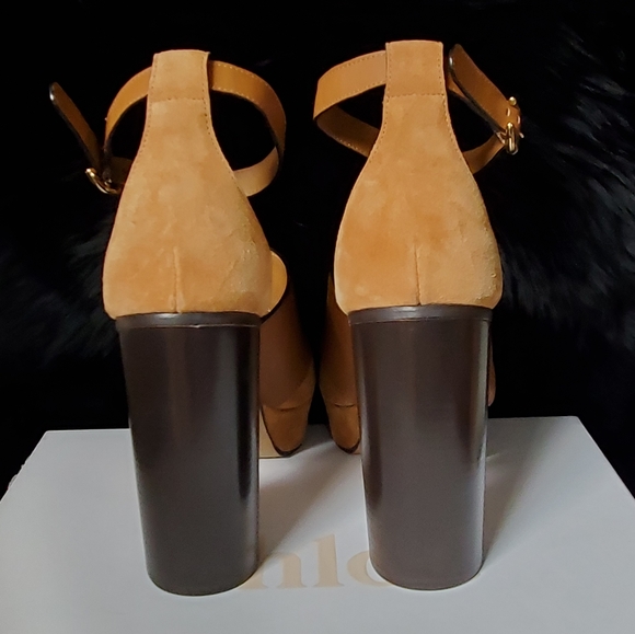 SOLD Chloé 'C' plaque platform sandals - Picture 10 of 12